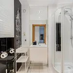 Modern With Free Parking Spots Krakau