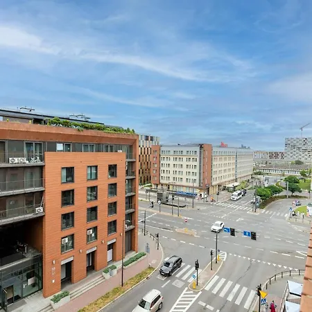 Modern With Free Parking Spots