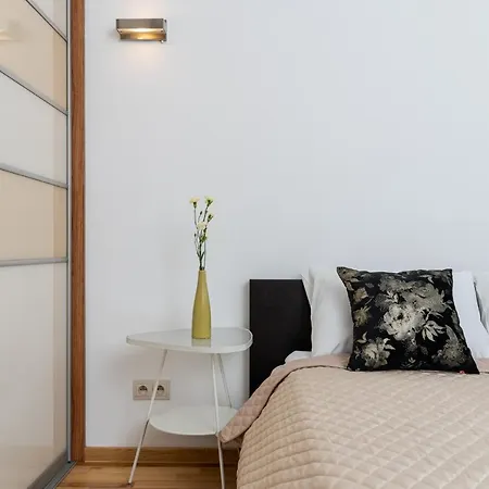 Διαμέρισμα Modern With Free Parking Spots *