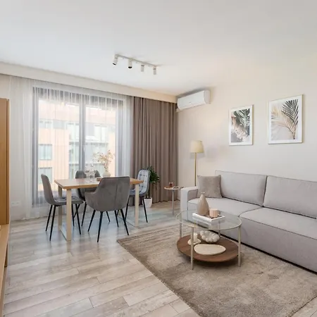 Modern With Free Parking Spots * Krakau