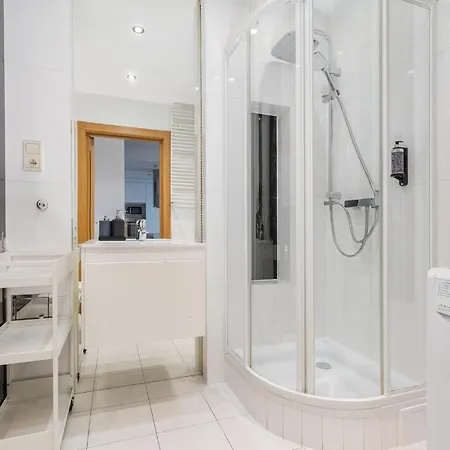 Modern With Free Parking Spots