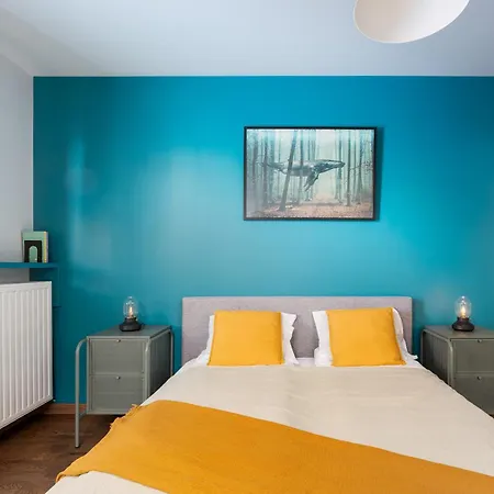 Modern With Free Parking Spots Appartamento *
