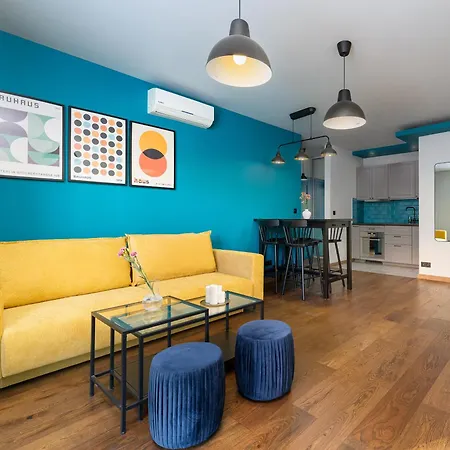 Modern With Free Parking Spots