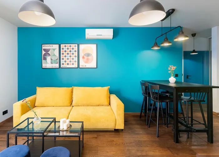 شقة Modern With Free Parking Spots *