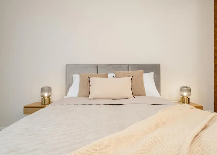 Modern With Free Parking Spots